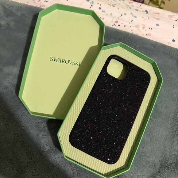Swarovski Black Crystal iPhone 14 Case - Picture 1 of 2
